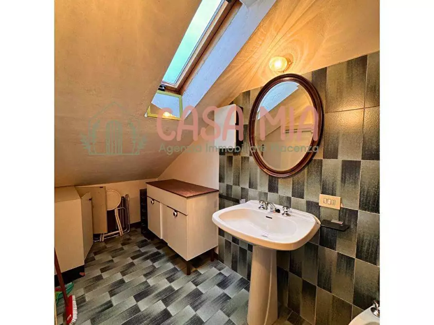 Immagine 18 di Appartamento in vendita  in Strada circonvallazione 3 a Ferriere