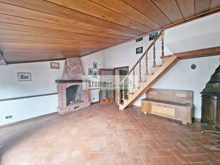 Immagine 31 di Rustico / casale in vendita  in Via vecchia provinciale 122 a Camaiore