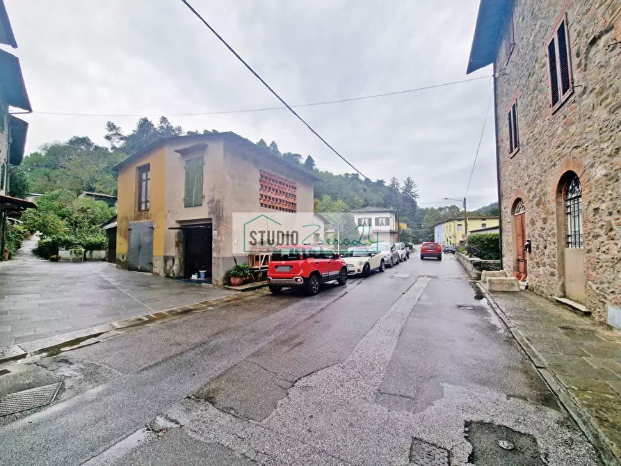 Immagine 50 di Rustico / casale in vendita  in Via vecchia provinciale 122 a Camaiore
