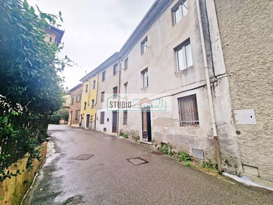 Immagine 2 di Rustico / casale in vendita  in Via Vecchia Provinciale 298 a Camaiore