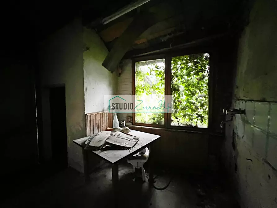 Immagine 11 di Rustico / casale in vendita  in Via Vecchia Provinciale 298 a Camaiore