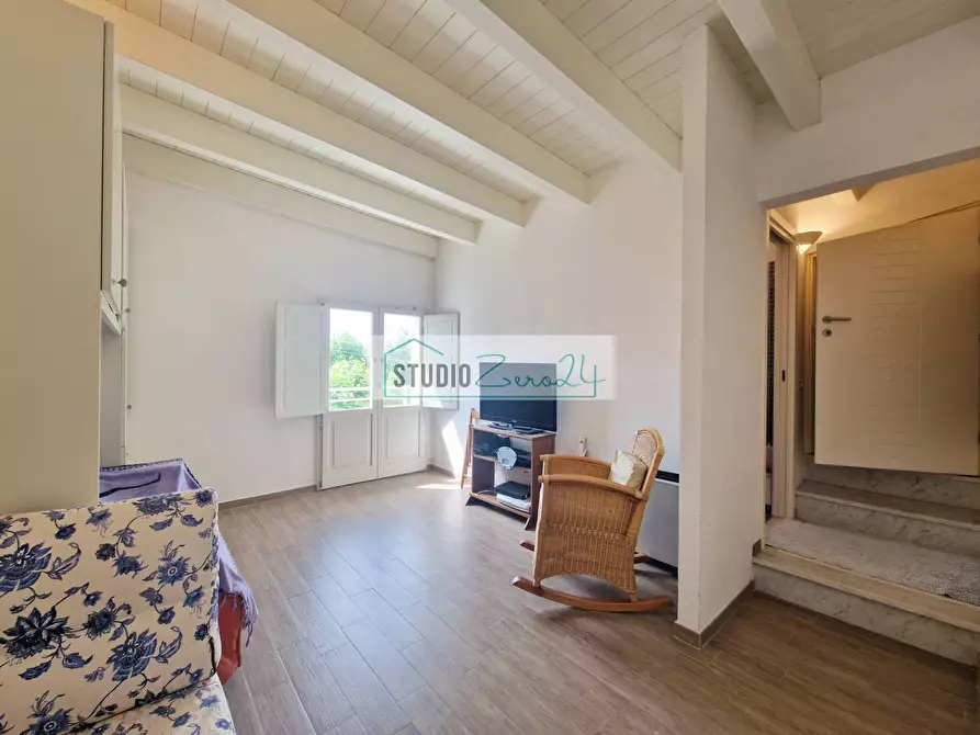 Immagine 38 di Casa semindipendente in vendita  in via maddalena a Camaiore