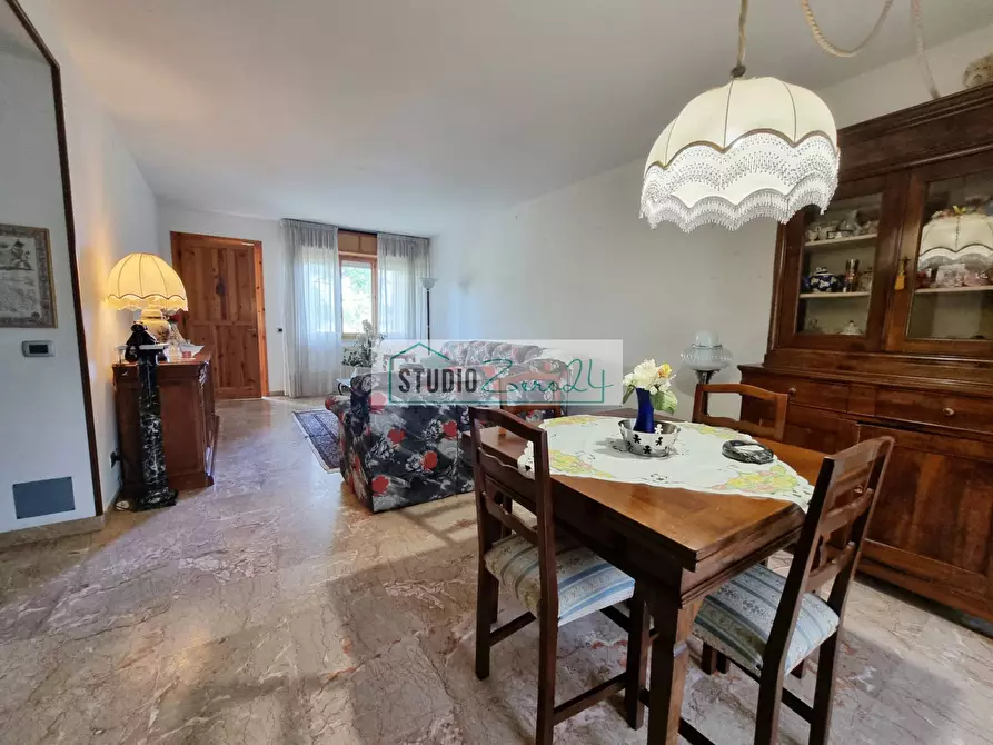 Immagine 8 di Villetta a schiera in vendita  in via arginvecchio a Camaiore