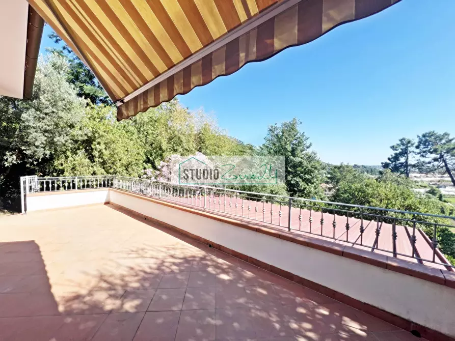 Immagine 34 di Villa in vendita  in Via del Pezzigno 15 a Camaiore