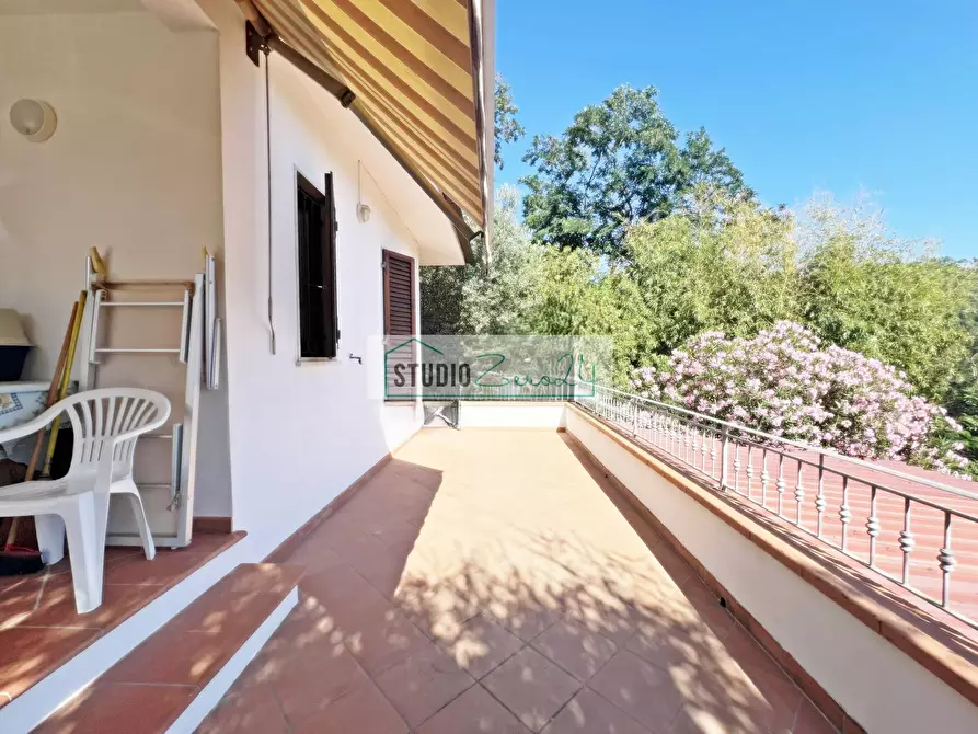 Immagine 39 di Villa in vendita  in Via del Pezzigno 15 a Camaiore
