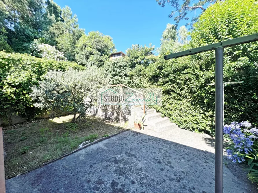 Immagine 47 di Villa in vendita  in Via del Pezzigno 15 a Camaiore