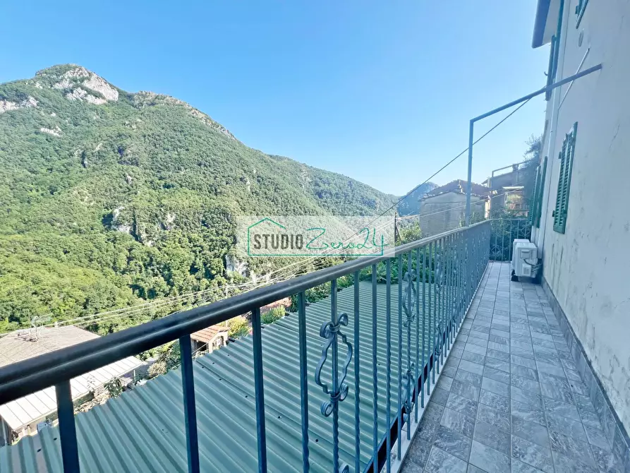 Immagine 41 di Casa indipendente in vendita  in via Mandria 176 a Camaiore