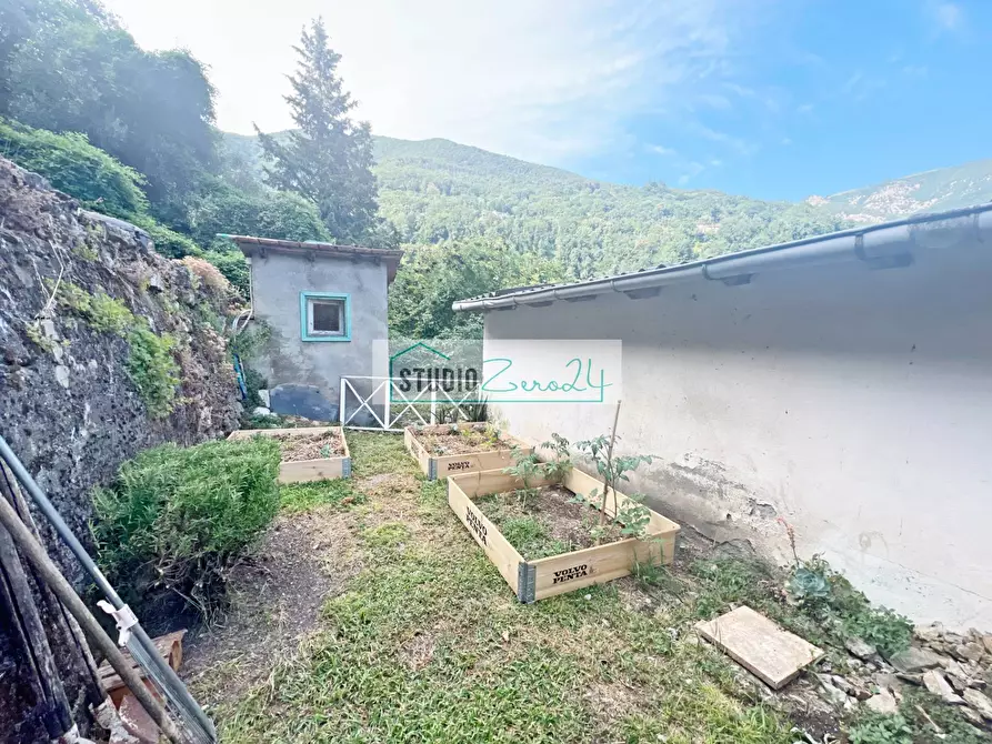 Immagine 63 di Casa indipendente in vendita  in via Mandria 176 a Camaiore