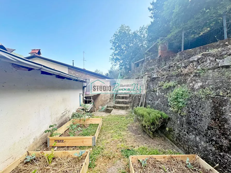 Immagine 64 di Casa indipendente in vendita  in via Mandria 176 a Camaiore
