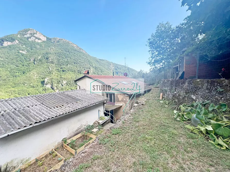 Immagine 69 di Casa indipendente in vendita  in via Mandria 176 a Camaiore