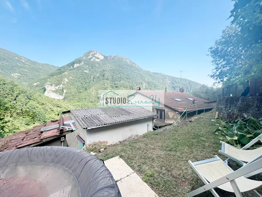 Immagine 70 di Casa indipendente in vendita  in via Mandria 176 a Camaiore