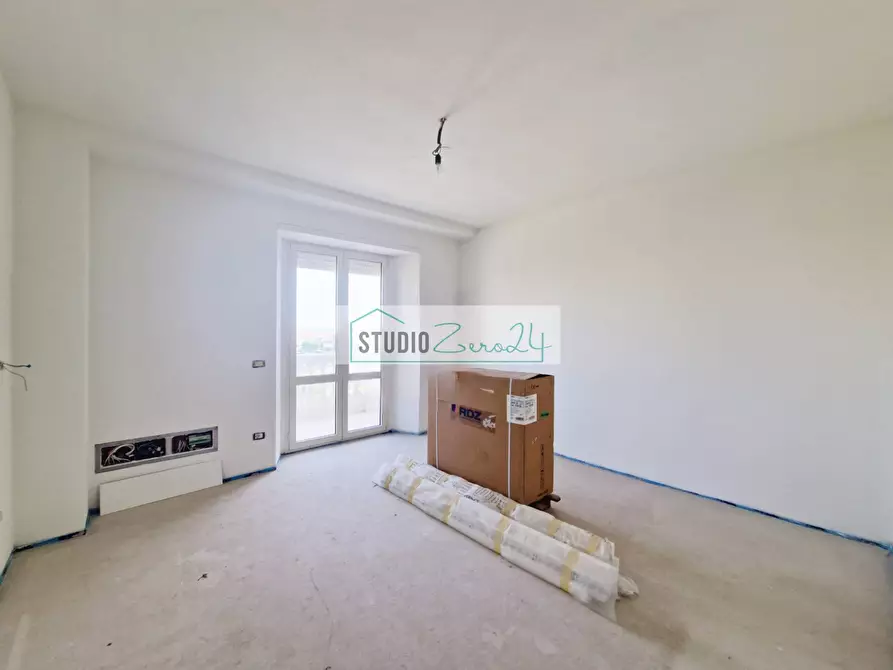 Immagine 11 di Appartamento in vendita  in Viale Cristoforo Colombo 2 a Camaiore