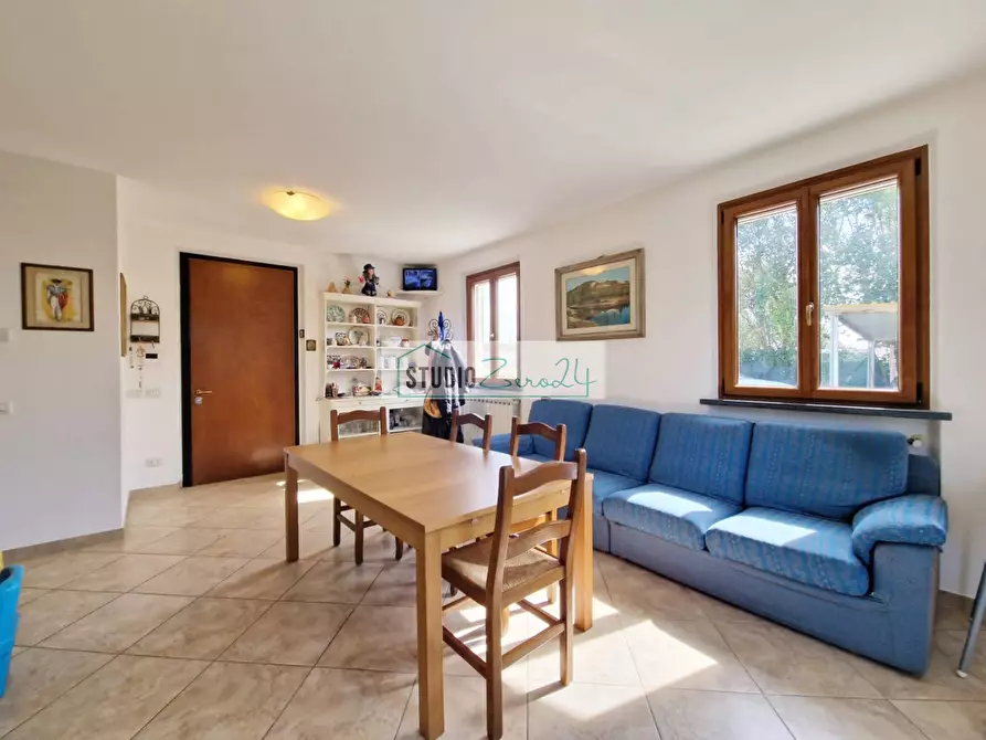 Immagine 7 di Villa in vendita  in via fratelli rosselli a Camaiore