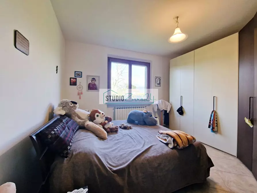 Immagine 13 di Villa in vendita  in via fratelli rosselli a Camaiore