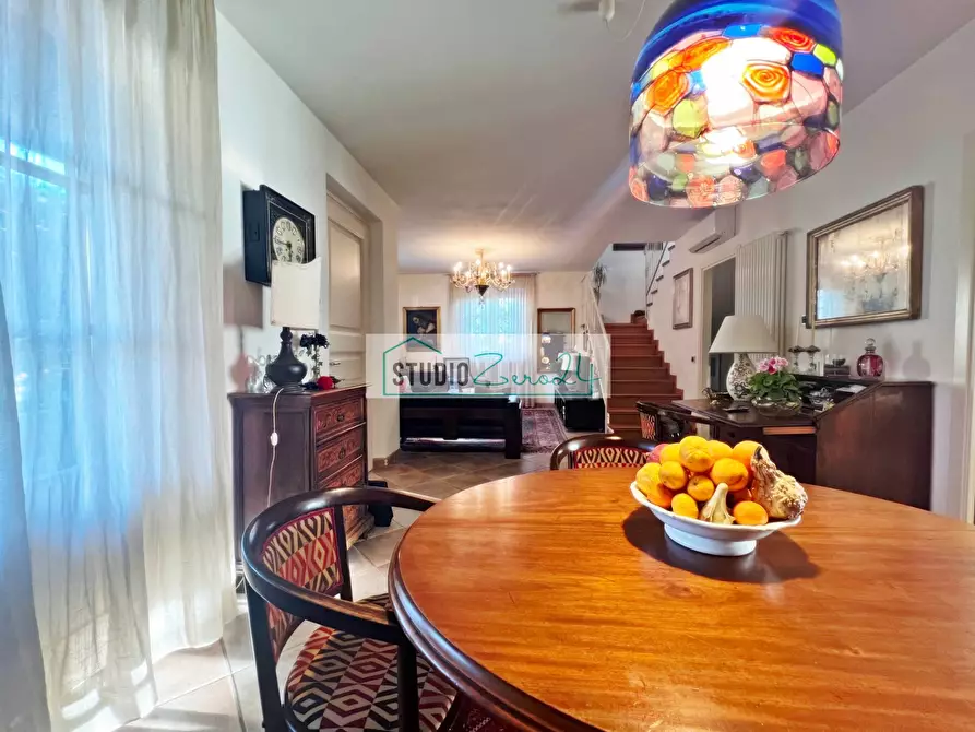 Immagine 6 di Casa semindipendente in vendita  in Via Savoia 151 a Camaiore