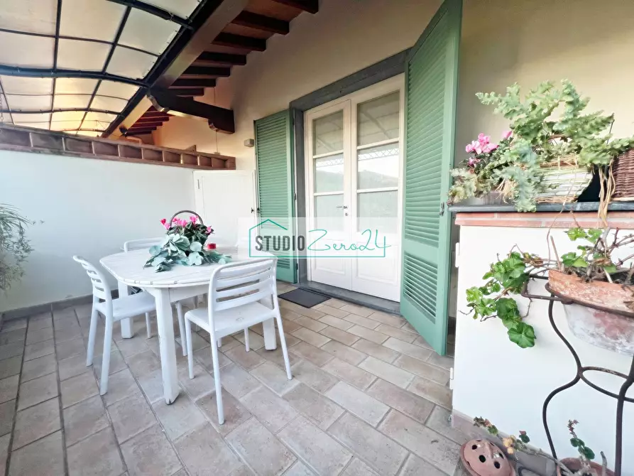 Immagine 24 di Casa semindipendente in vendita  in Via Savoia 151 a Camaiore