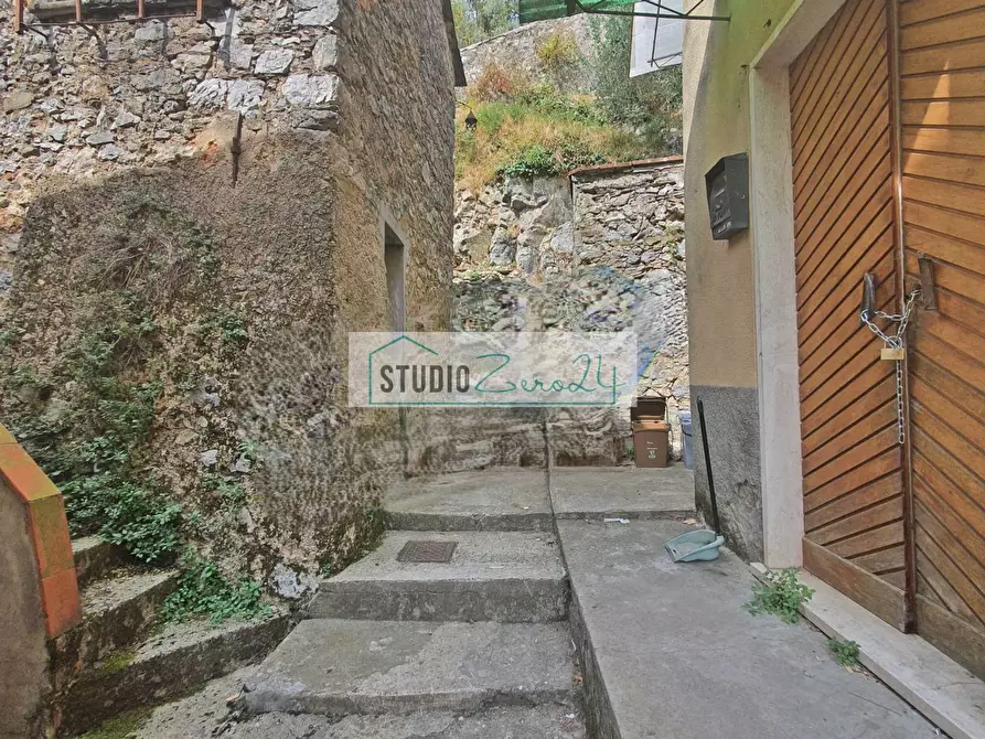 Immagine 3 di Rustico / casale in vendita  in Via Tardoni 116 a Camaiore