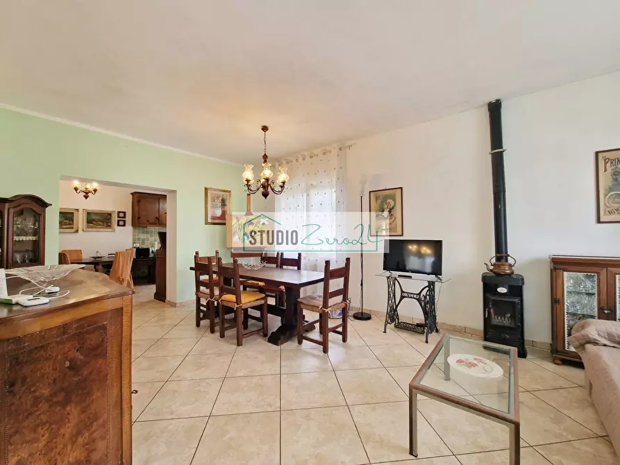 Immagine 13 di Villa in vendita  in Via Masaccio 25 a Camaiore