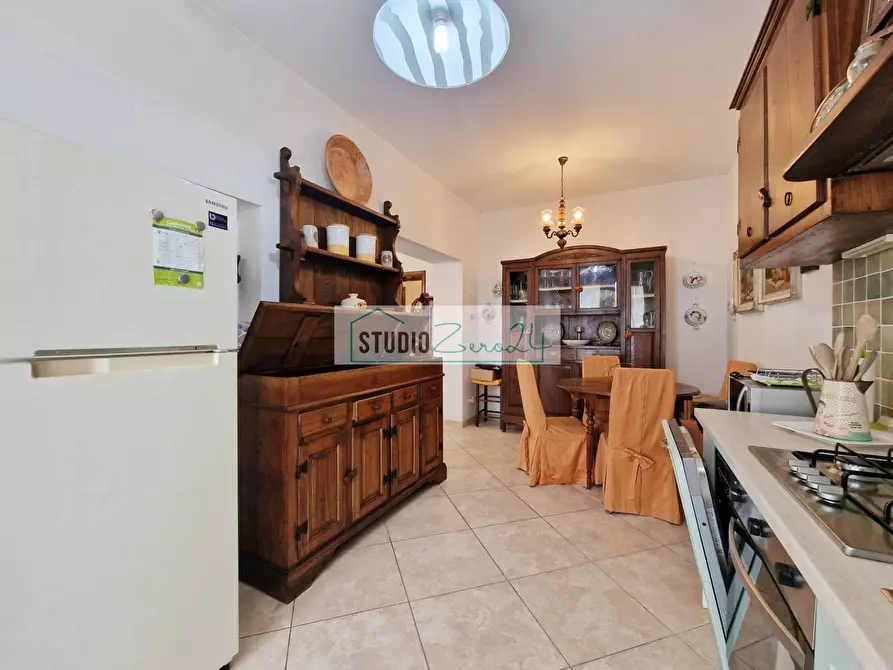 Immagine 24 di Villa in vendita  in Via Masaccio 25 a Camaiore