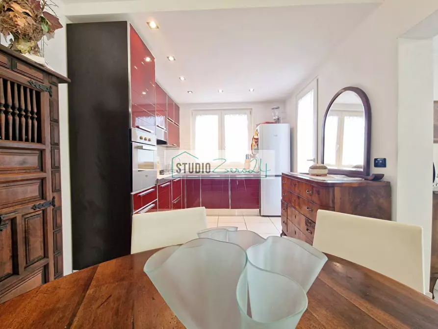 Immagine 61 di Villa in vendita  in Via Masaccio 25 a Camaiore