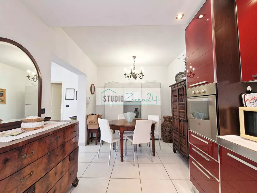 Immagine 63 di Villa in vendita  in Via Masaccio 25 a Camaiore