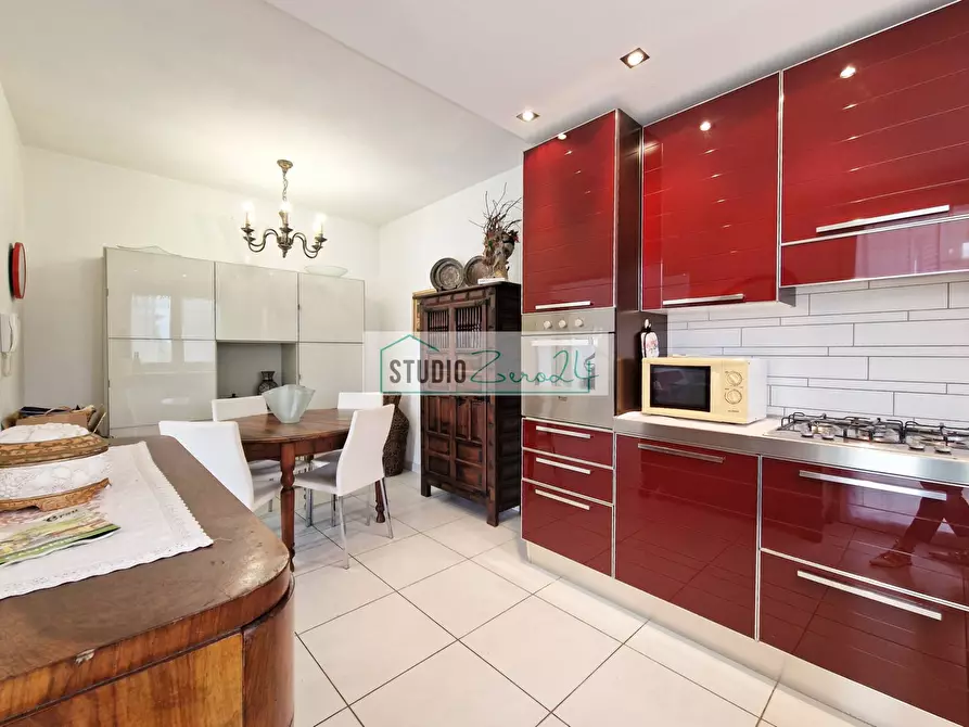 Immagine 65 di Villa in vendita  in Via Masaccio 25 a Camaiore