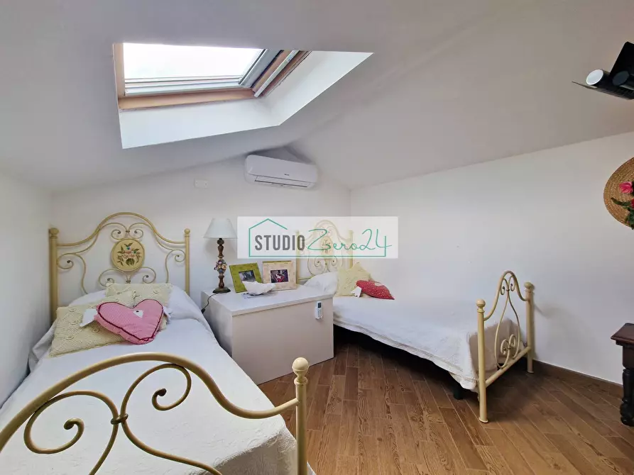 Immagine 76 di Villa in vendita  in Via Masaccio 25 a Camaiore