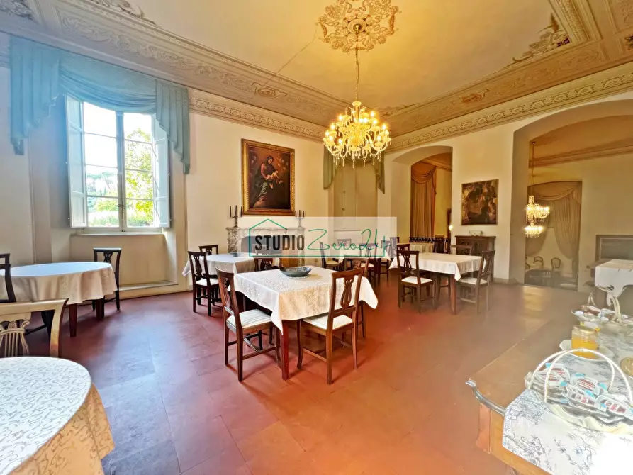 Immagine 11 di Villa in vendita  in Via Sandro Pertini 1056 a Camaiore