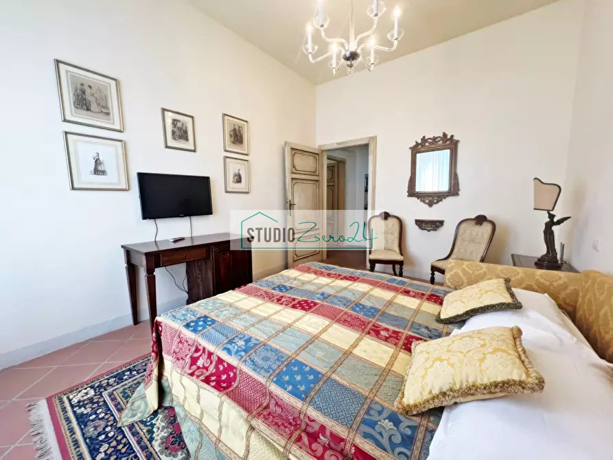 Immagine 38 di Villa in vendita  in Via Sandro Pertini 1056 a Camaiore