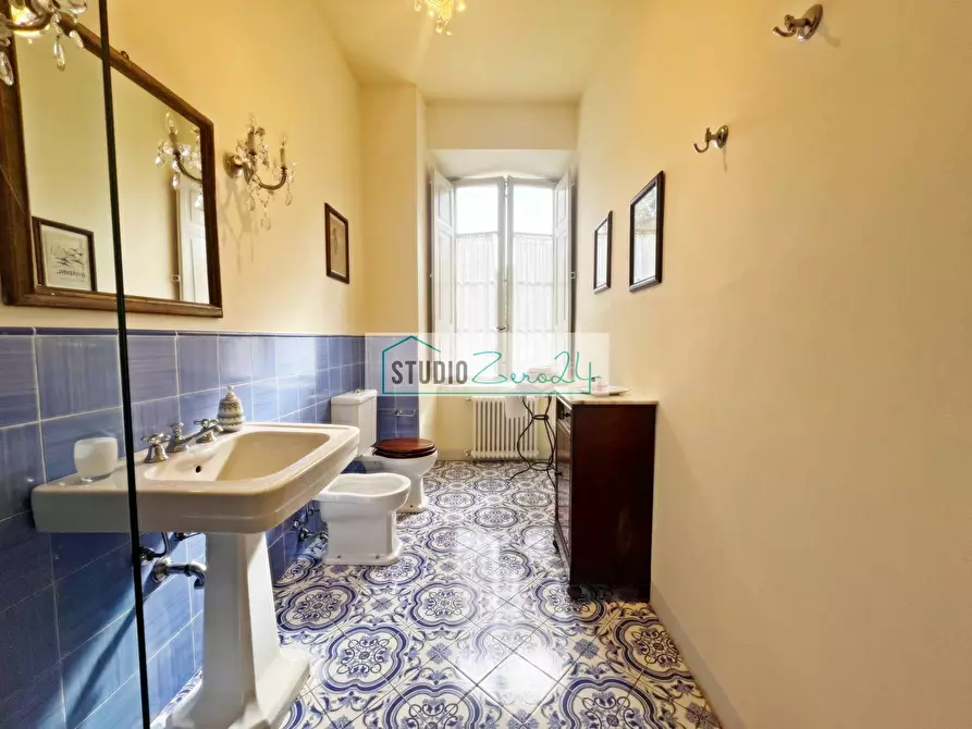 Immagine 39 di Villa in vendita  in Via Sandro Pertini 1056 a Camaiore