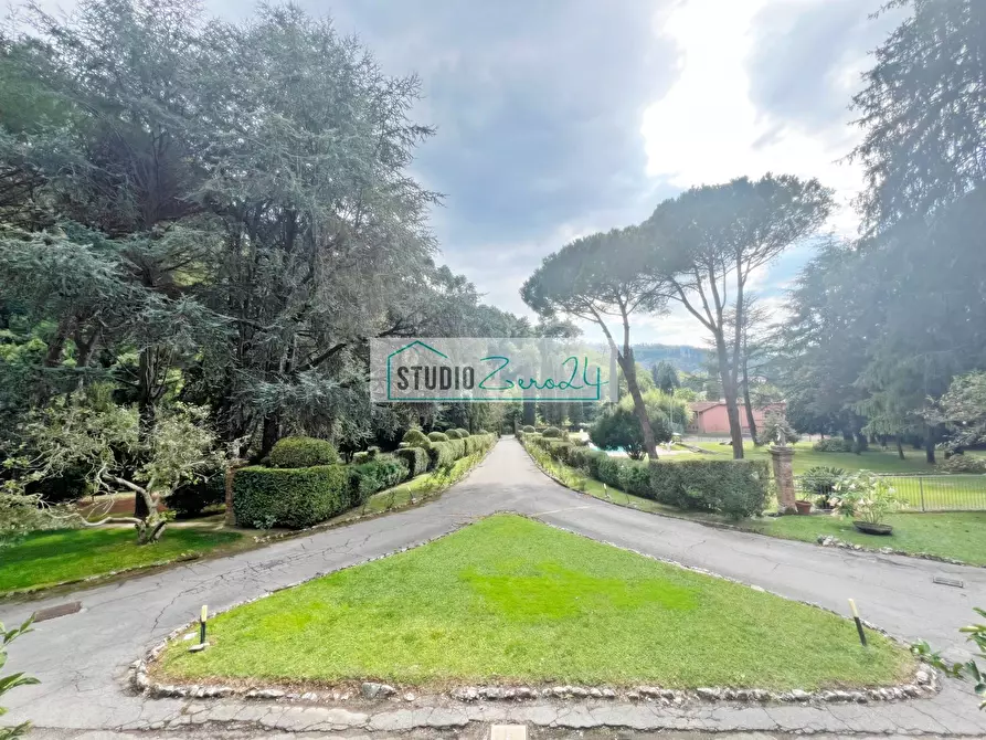 Immagine 61 di Villa in vendita  in Via Sandro Pertini 1056 a Camaiore