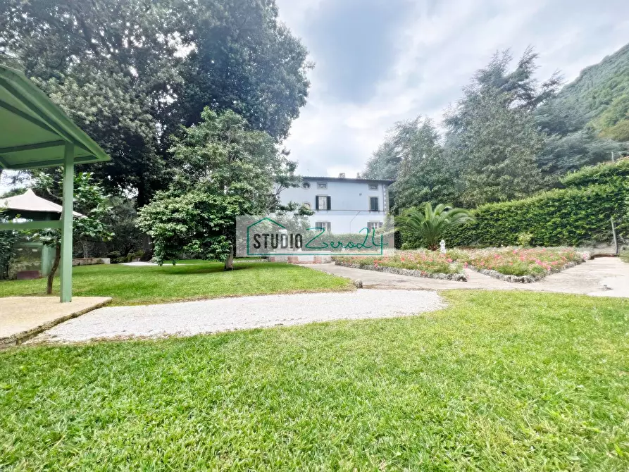 Immagine 76 di Villa in vendita  in Via Sandro Pertini 1056 a Camaiore
