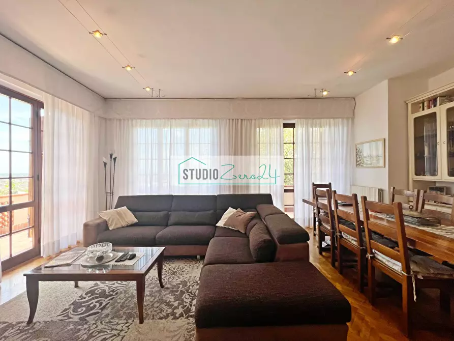 Immagine 12 di Villa in vendita  in Via delle Capanne 1185 a Camaiore