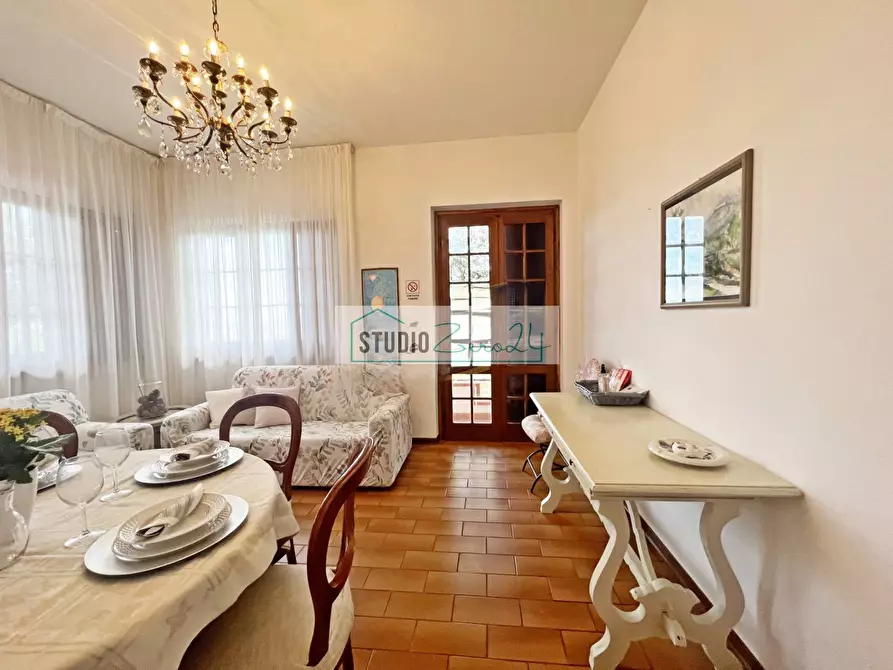 Immagine 45 di Villa in vendita  in Via delle Capanne 1185 a Camaiore