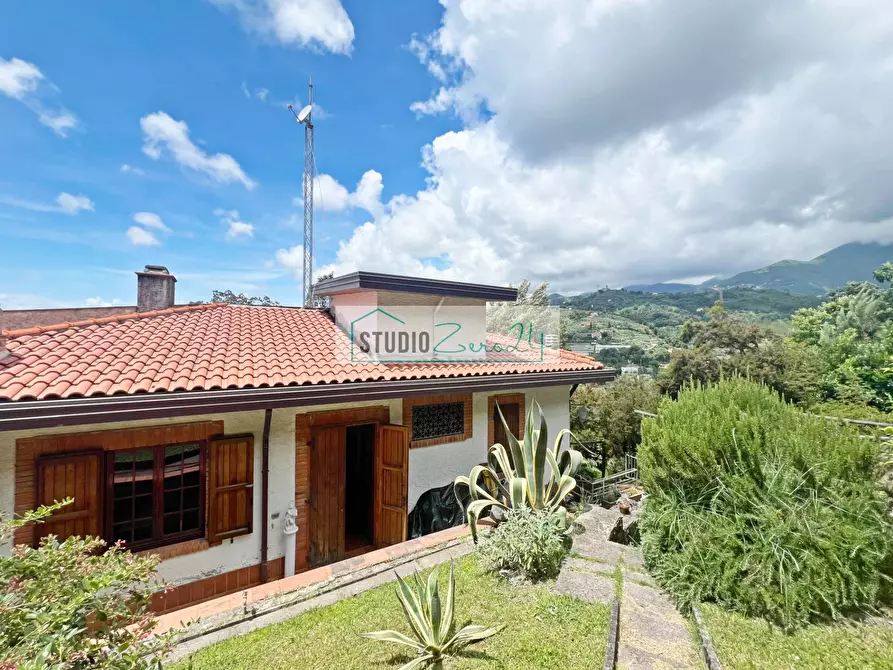 Immagine 91 di Villa in vendita  in Via delle Capanne 1185 a Camaiore
