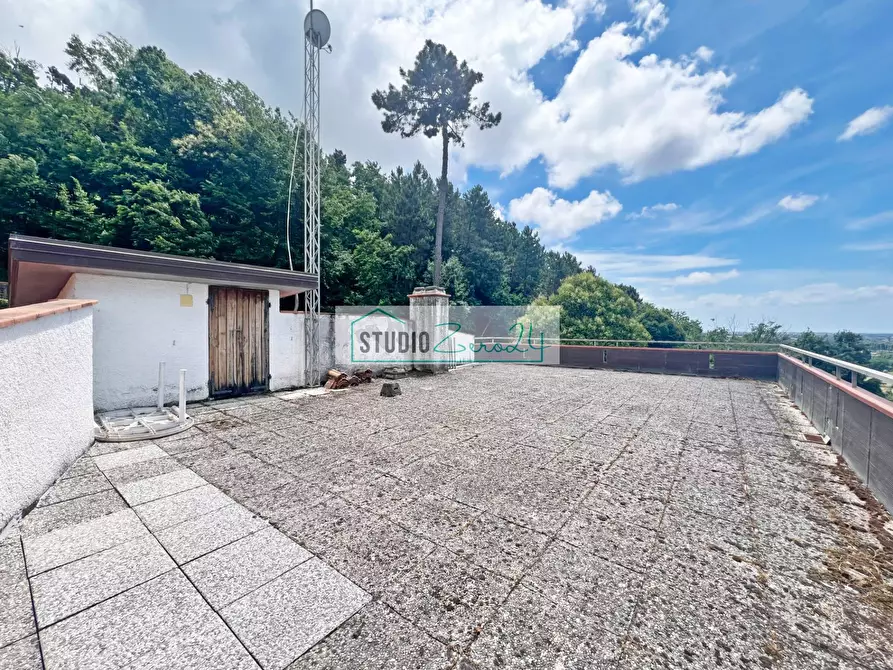 Immagine 99 di Villa in vendita  in Via delle Capanne 1185 a Camaiore