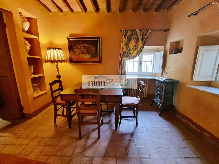 Immagine 19 di Villa in vendita  in via cafaggio a Camaiore