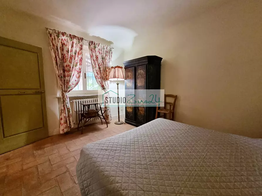 Immagine 34 di Villa in vendita  in via cafaggio a Camaiore