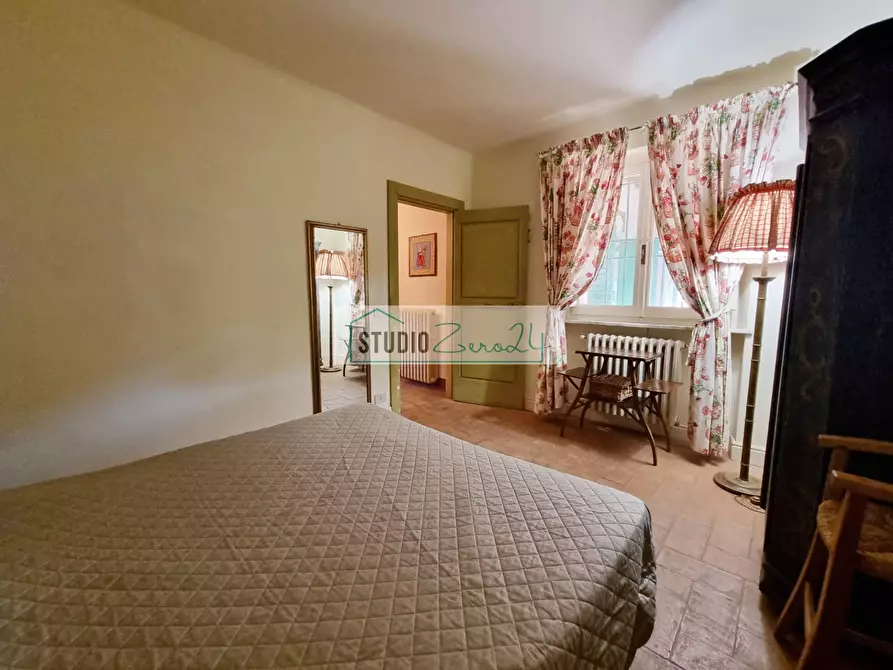 Immagine 35 di Villa in vendita  in via cafaggio a Camaiore