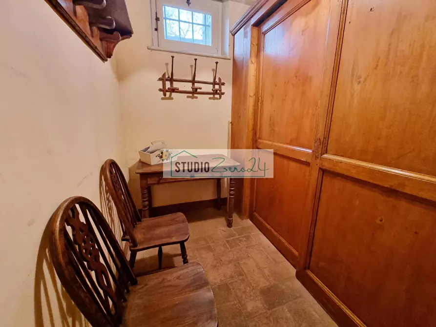 Immagine 41 di Villa in vendita  in via cafaggio a Camaiore