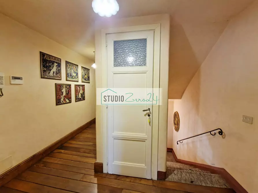 Immagine 51 di Villa in vendita  in via cafaggio a Camaiore