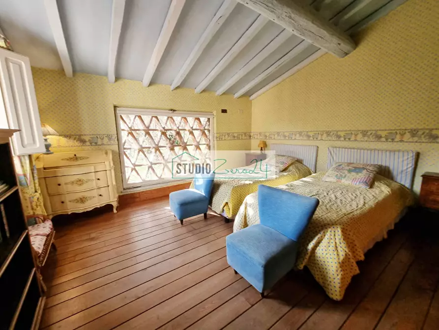 Immagine 64 di Villa in vendita  in via cafaggio a Camaiore