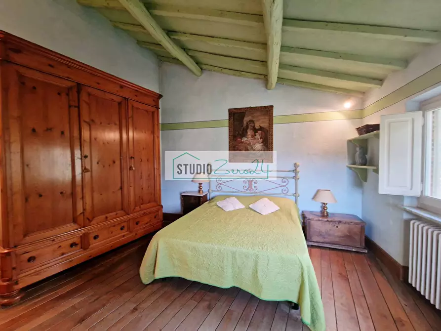 Immagine 70 di Villa in vendita  in via cafaggio a Camaiore