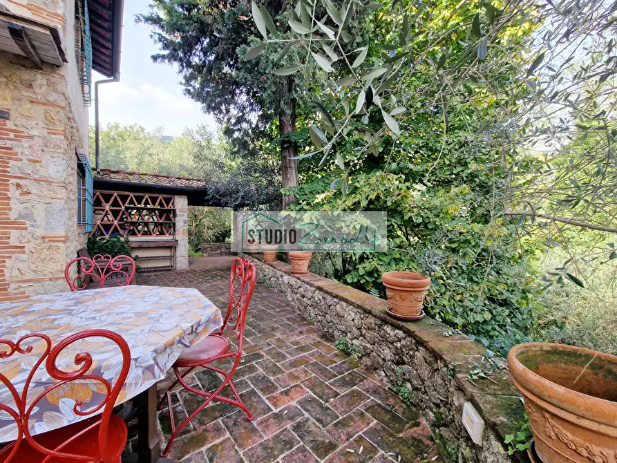 Immagine 84 di Villa in vendita  in via cafaggio a Camaiore