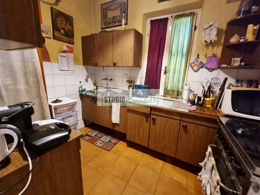 Immagine 8 di Villa in vendita  in via della serra a Camaiore
