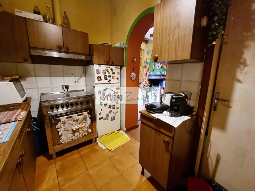 Immagine 9 di Villa in vendita  in via della serra a Camaiore