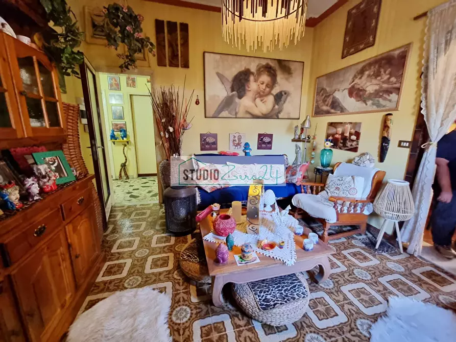 Immagine 12 di Villa in vendita  in via della serra a Camaiore