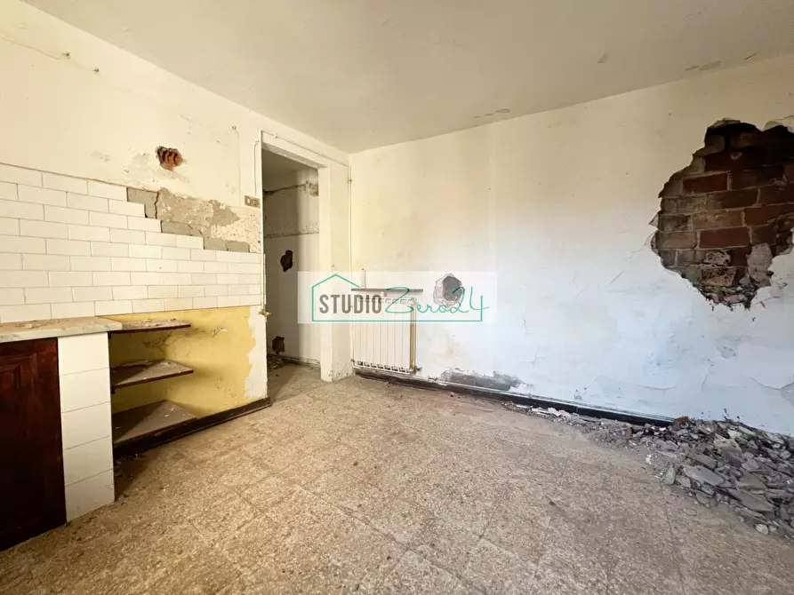 Immagine 6 di Rustico / casale in vendita  in via Fondi 36 a Camaiore