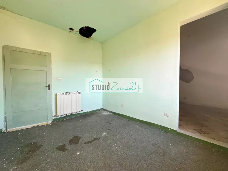 Immagine 21 di Rustico / casale in vendita  in via Fondi 36 a Camaiore