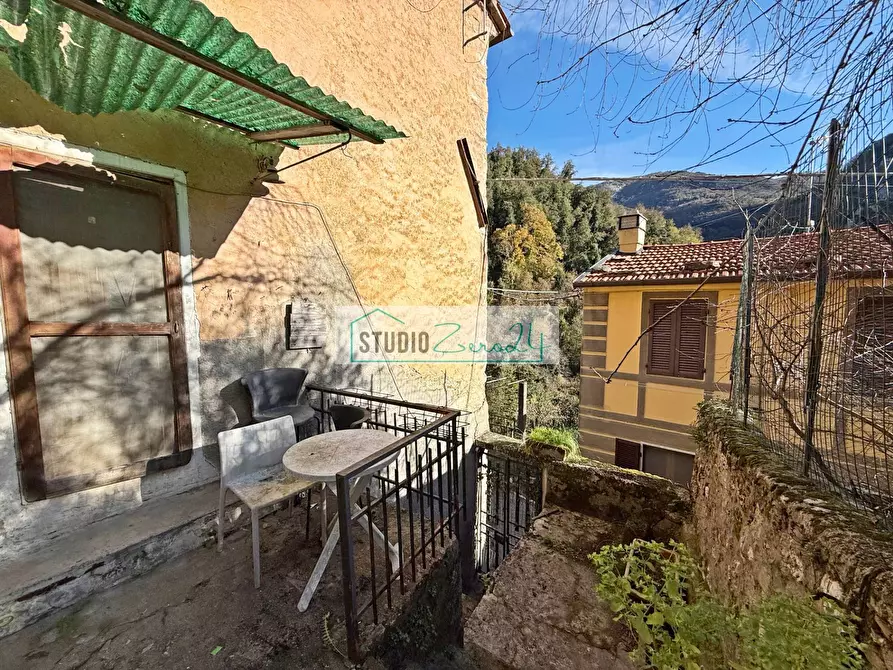 Immagine 6 di Casa semindipendente in vendita  in via tardoni a Camaiore